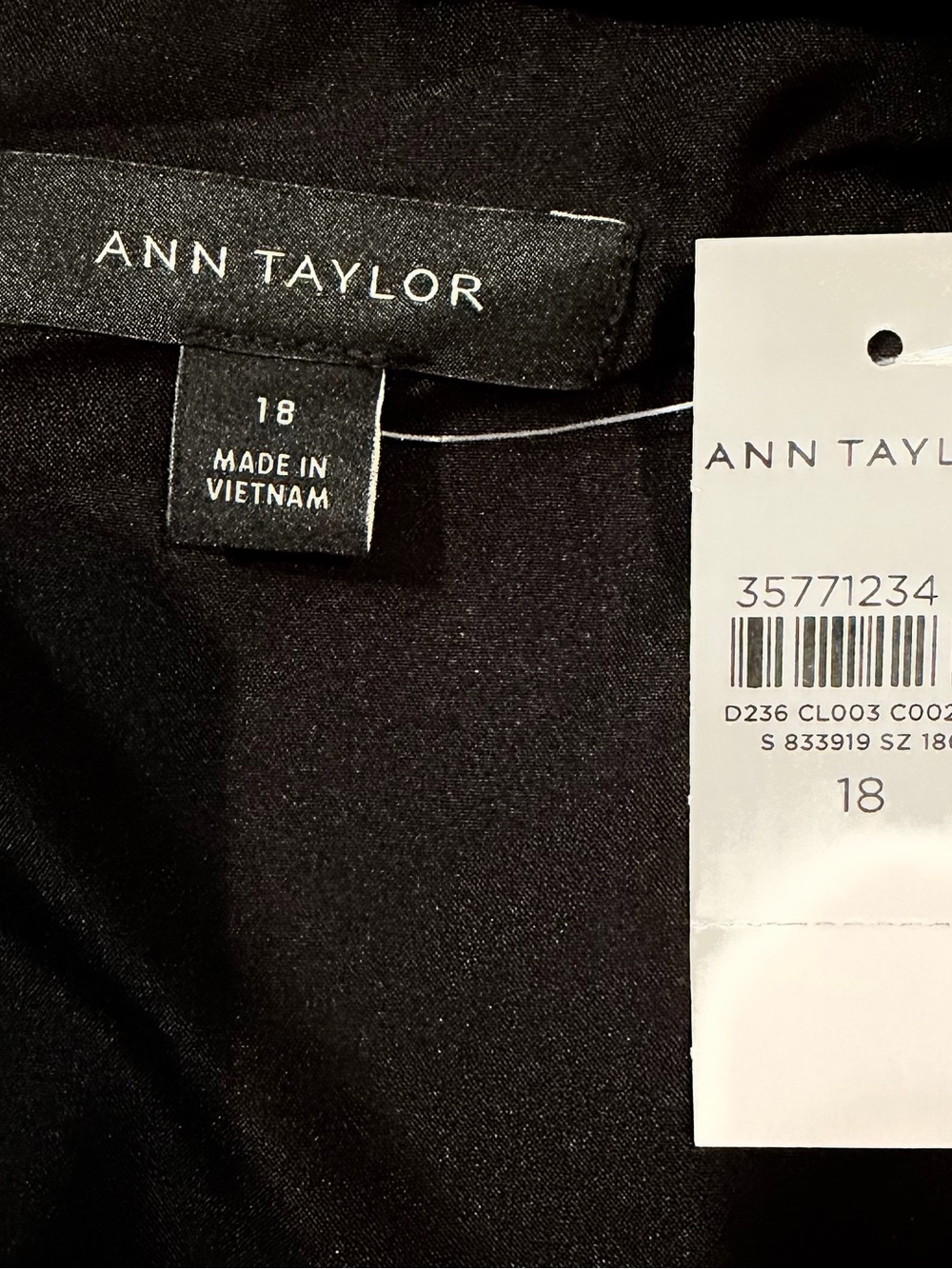 Ann Taylor Black Tiered Fringe Mini Skirt - Women's Sz 18 - Picture 3 of 4